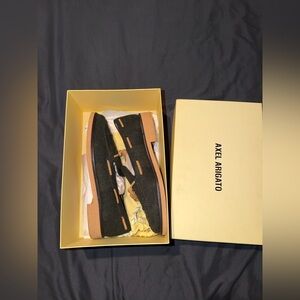 Axel Arigato Men’s (size 46) (13US) gray Shoe w/Box